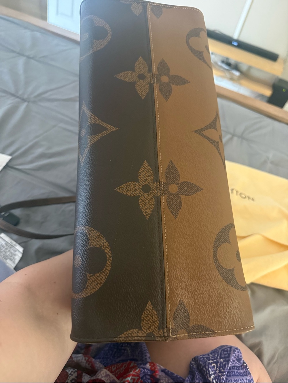 Louis Vuitton Monogram GM OnTheGo Tote - Picture 9 of 16